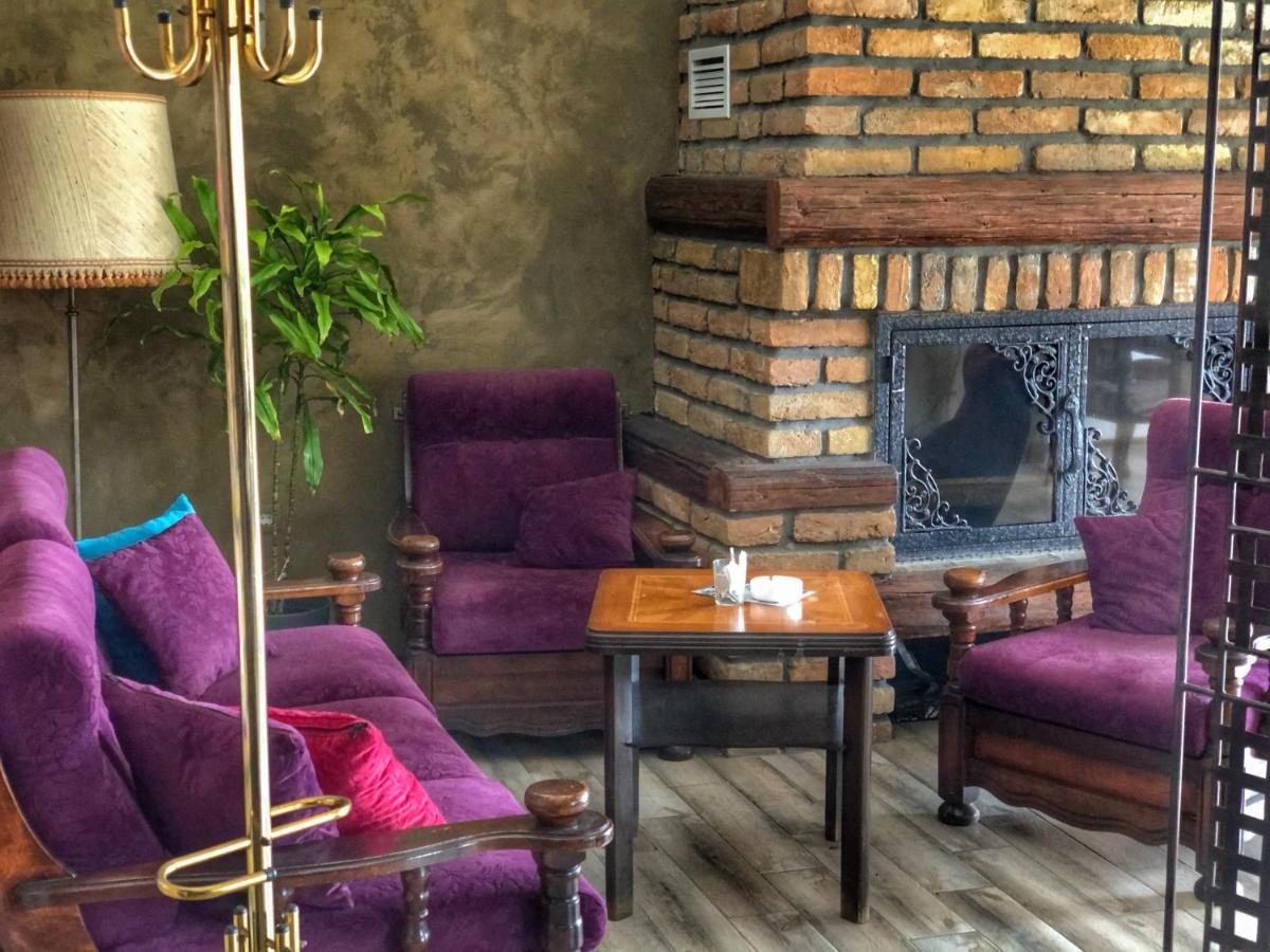 Tepic Garni Hotel Temerin Екстериор снимка